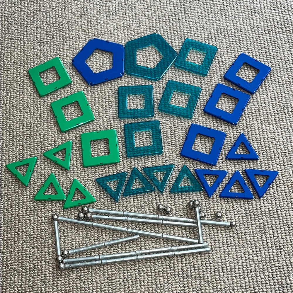 Geomag Magnetic Building Set in Blue and Green